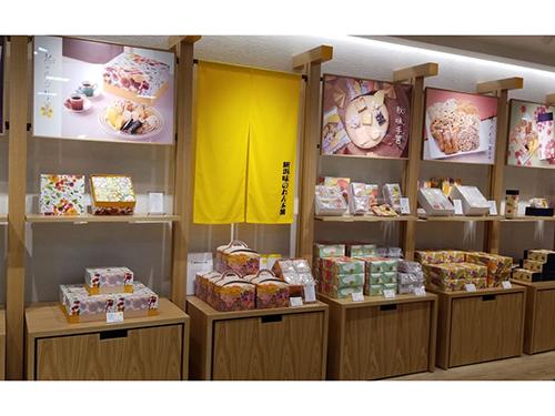 ＪＲ長岡駅構内に開設した店舗